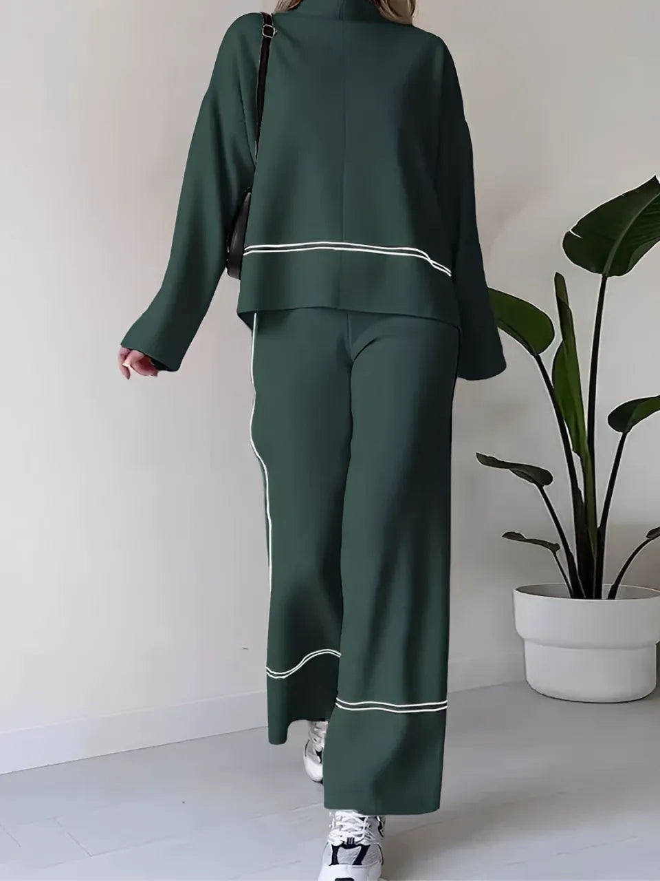 Conjunto de Tricô com Suéter Mullet Gola Alta e Calça Confortável